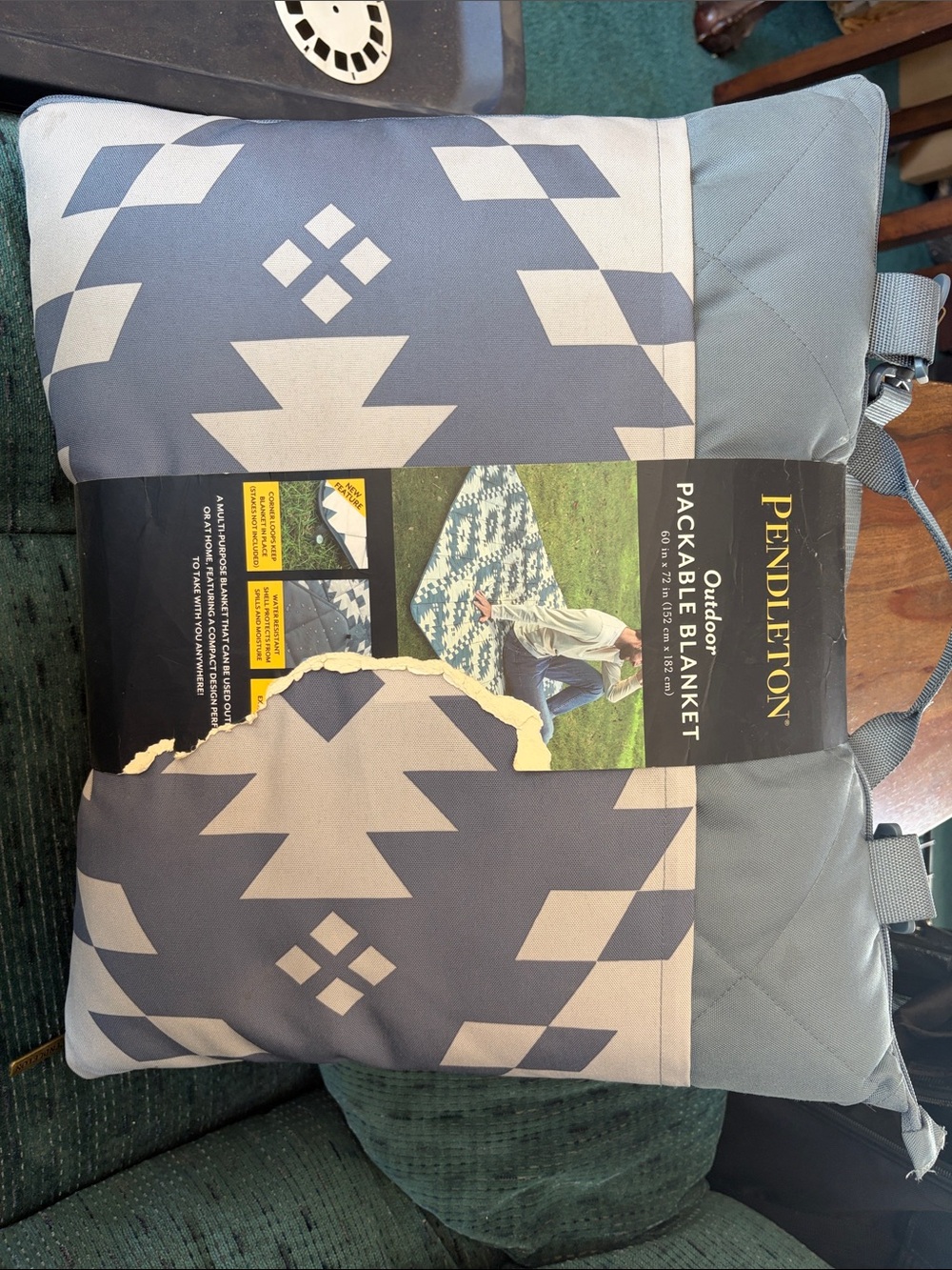 Pendleton Outdoor Packable Blanket - Gray and Cream Geometric